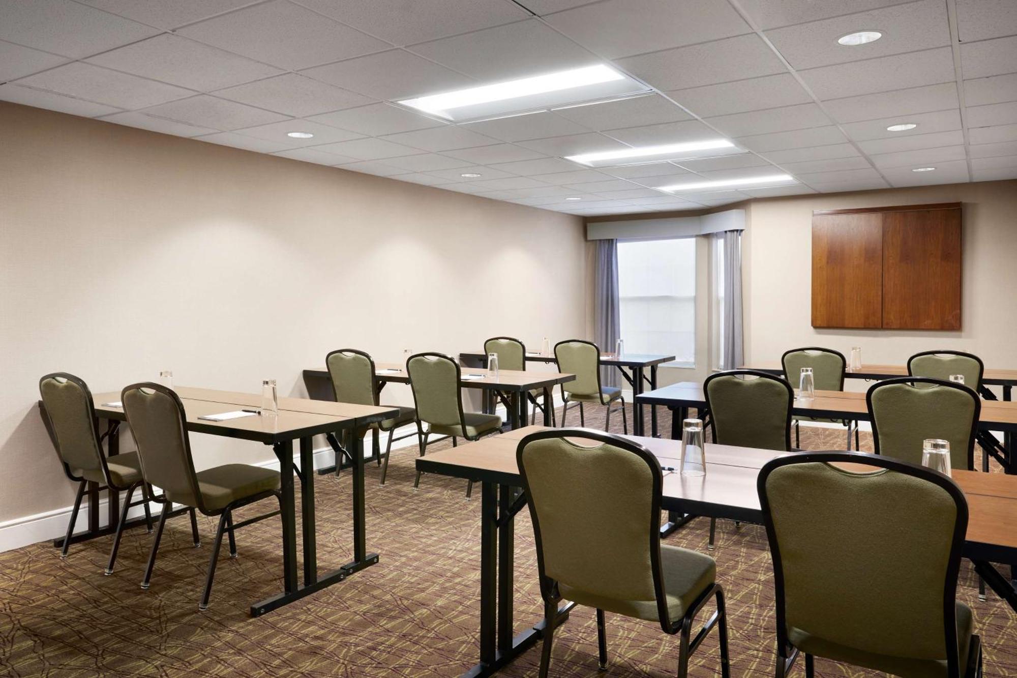Homewood Suites By Hilton Baltimore-Washington Intl Apt Линтикъм Екстериор снимка